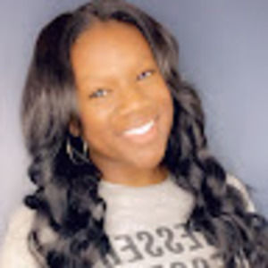 Meet your Posher, Michaela